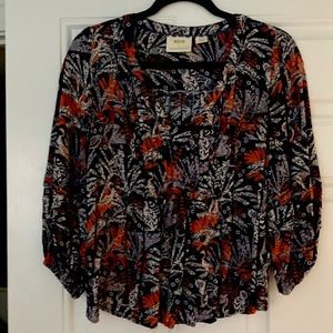 Maeve Blouse. Very flattering and in excellent condition. Multi-colored